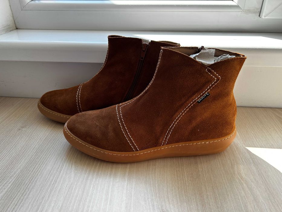 Продавам нови дамски кожени анатомични обувки SAGUY'S