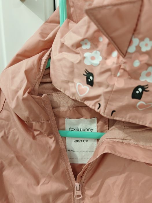 Lot hăinuțe de fetiță mărimile 68-74, toamnă/iarnă, stare impecabilă.