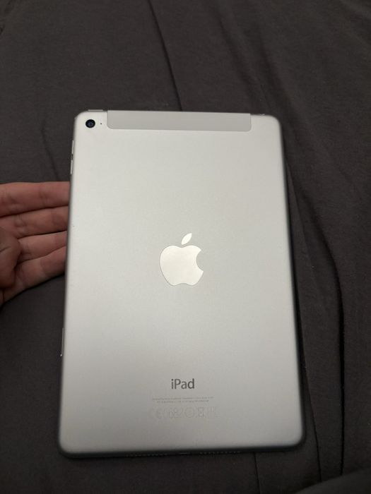 iPad mini 4 128GB