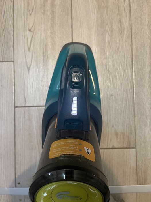 безжична прахосмукачка Philips FC6725