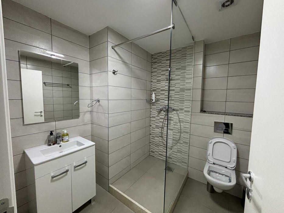 Дава се под наем Тристаен апартамент в София, Витоша - 98 кв.м за 612 € - Снимка #3