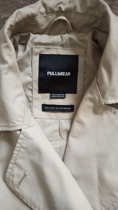 Trench damă bej in stare bună