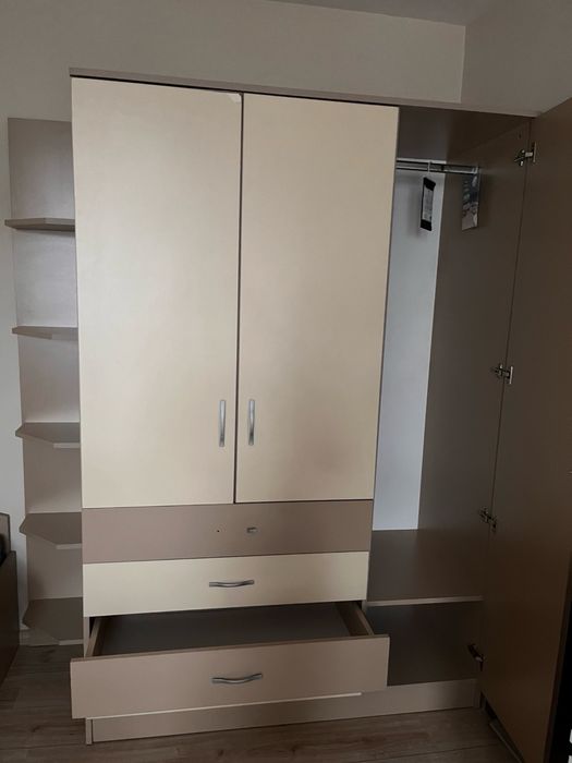 Обзавеждане за спалня / детска стая