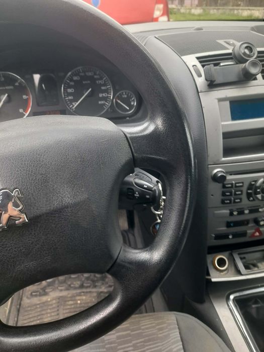 Vând Peugeot 407