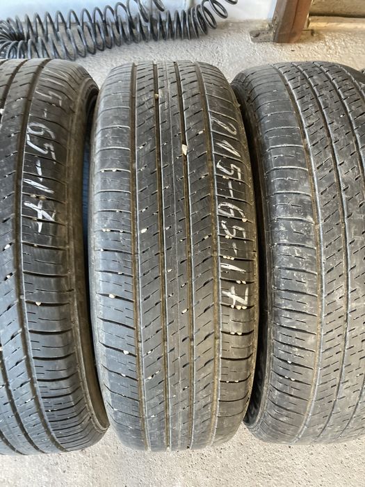 Гуми за джип 215-65-17