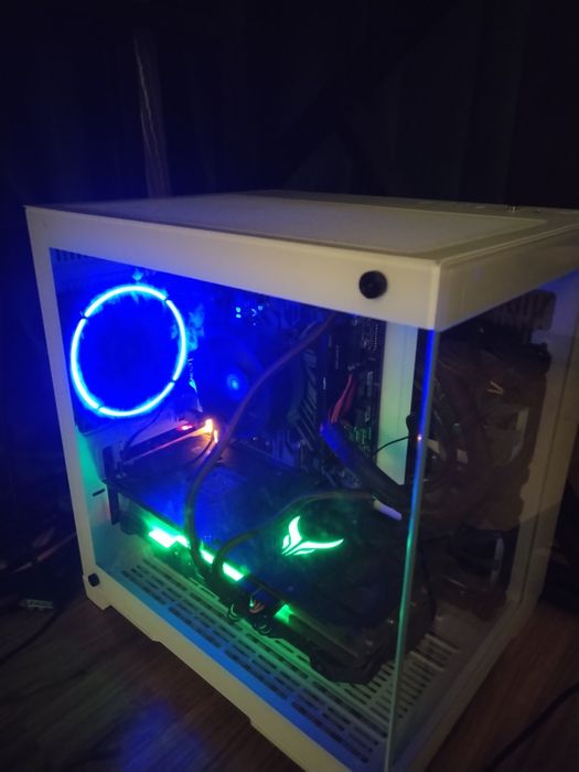 PC Gaming ryzen 5 + rx 5700 xt ÷ 16gb ram 3600mhz
