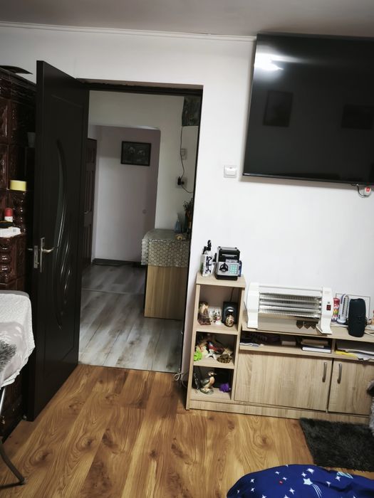 Casa de vânzare utilată și mobilată,