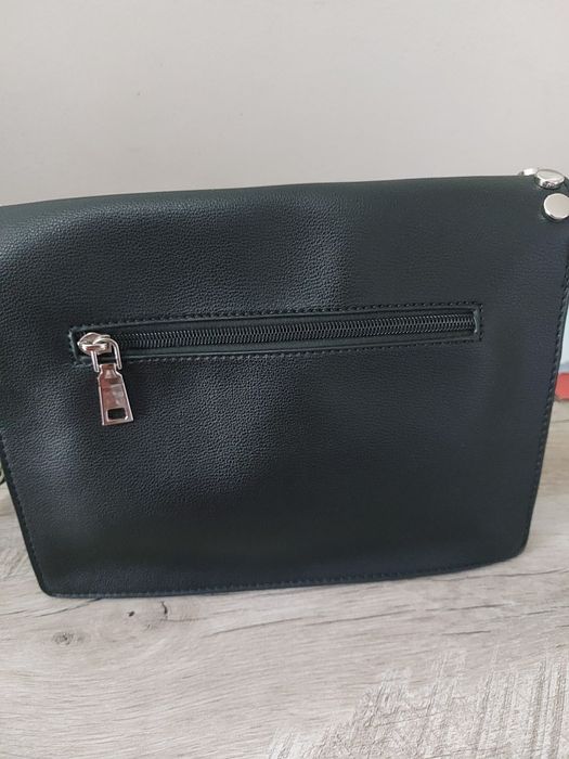 Сумка Franco Manatti черная, с клепками