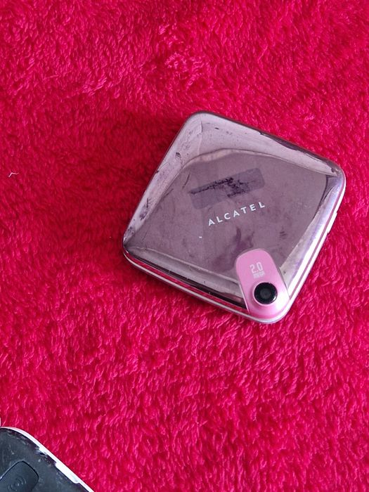 Super telefon  cu clapeta
