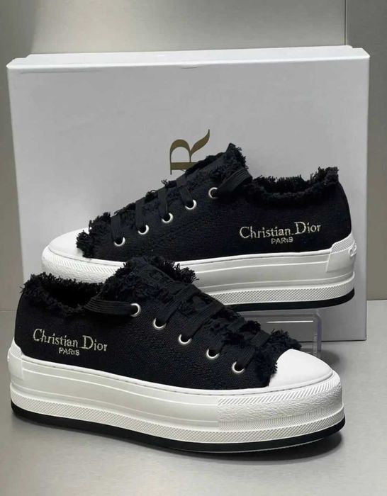 Christian Dior Walk'n'Dior
