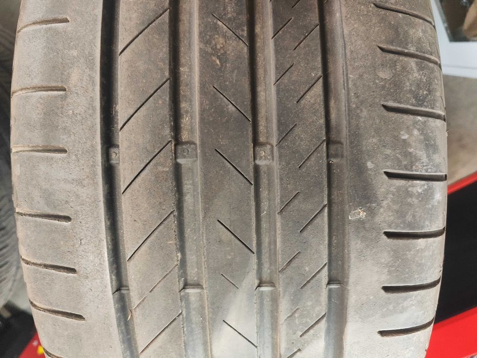 2бр. летни гуми 275/40/22 Bridgestone