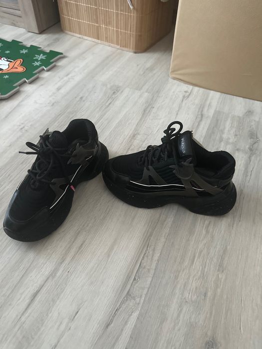 Черснк сникърси Pinko