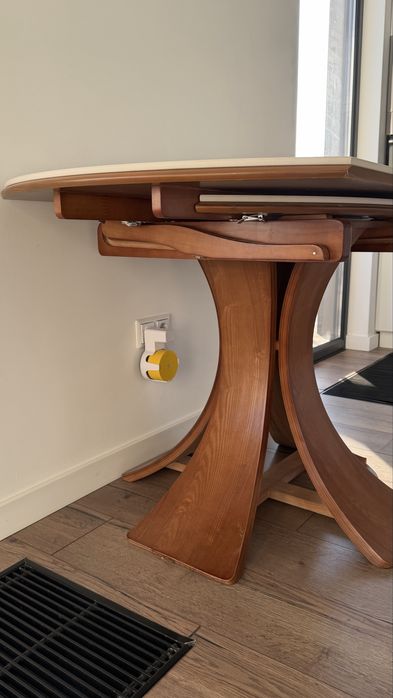 Кухонный раздвижной стол