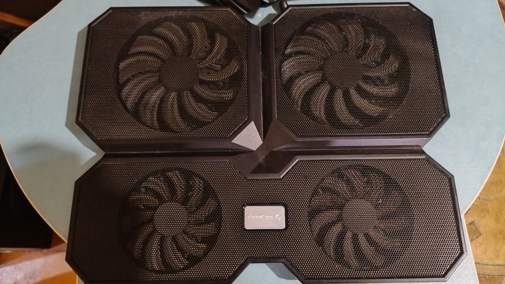 Охлаждающая подставка DeepCool Multi Core X6