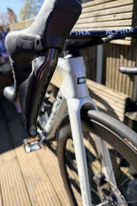 Dolan Ares Full carbon/ ultegra Di2