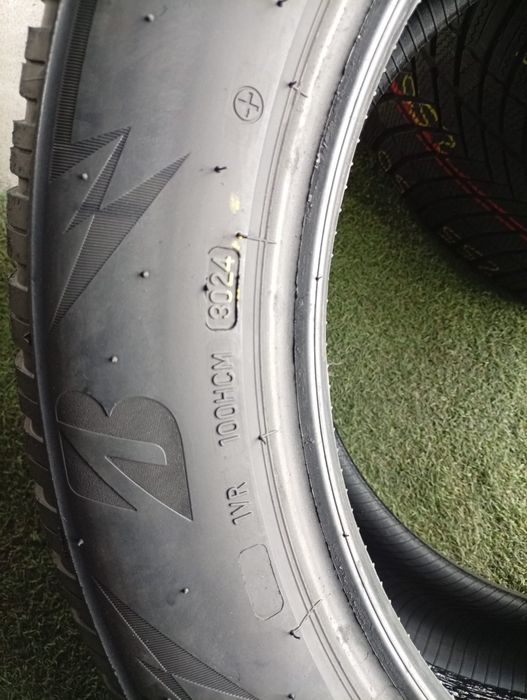 255 50 19 Bridgestone m+s