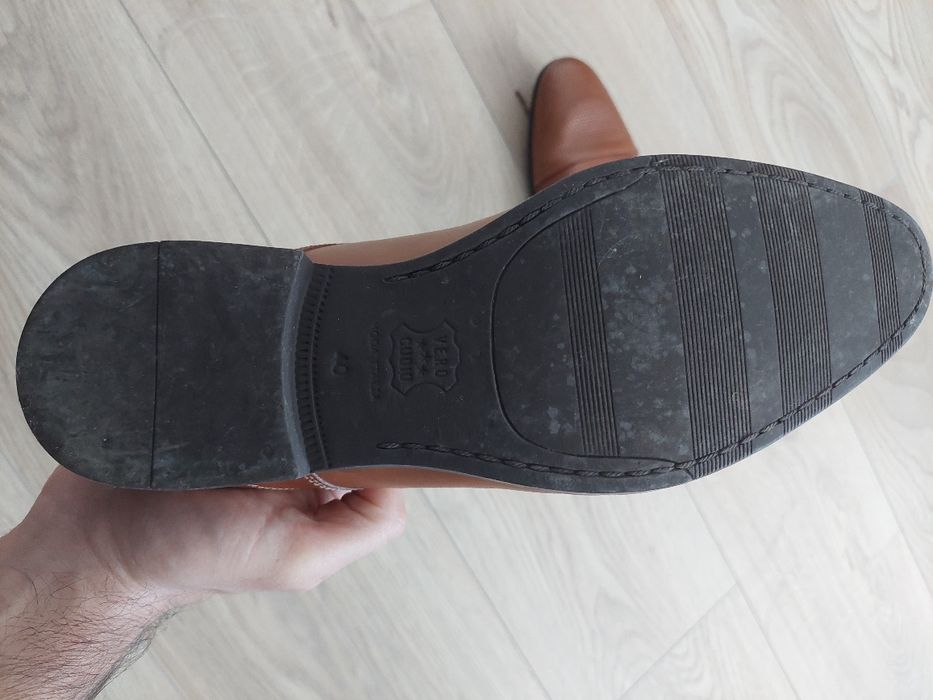 Pantofi de piele mărimea 40