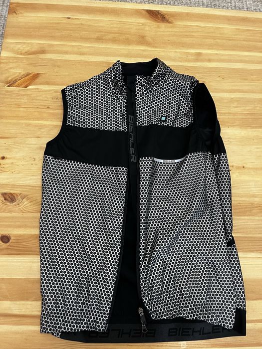 Жилетка велоспорт BIEHLER осень-весна
