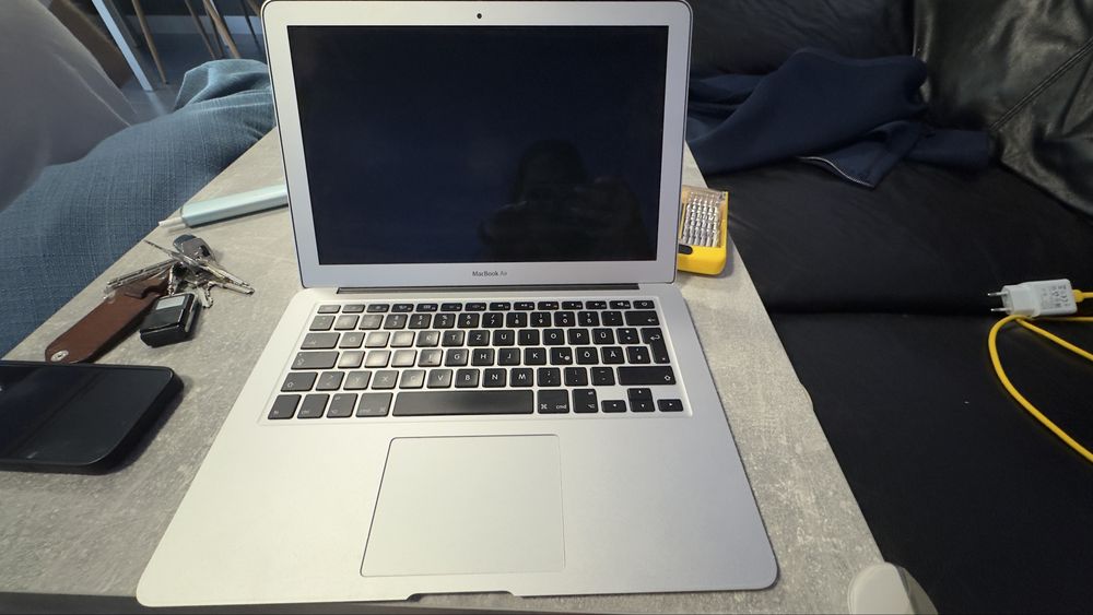 Macbook за части