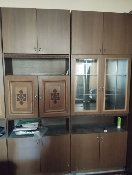 Сервант со шквафом