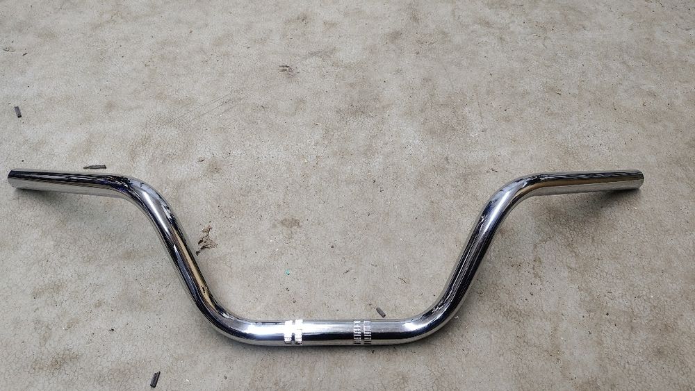 Руль на мотоцикл, мопед, стальной.