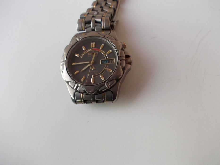 Сейко кинетик титаниев