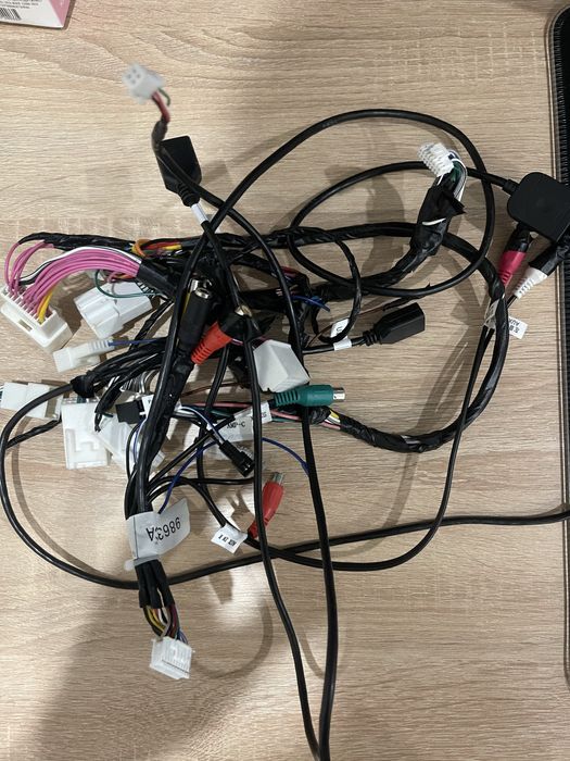 Продам автомагнитолу teyes cc3l (lexus rx330)