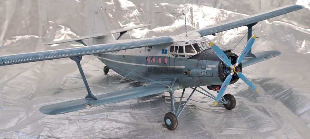 Сборная модель самолёта Ан-2
