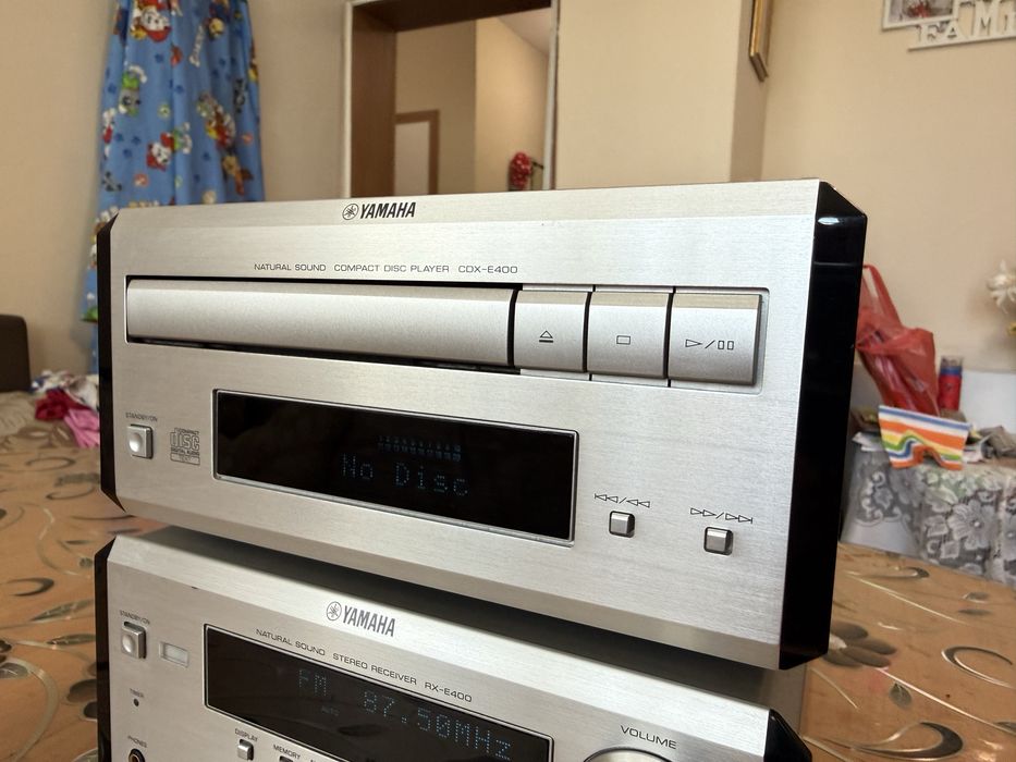 Yamaha RX-E400 CDX-E400