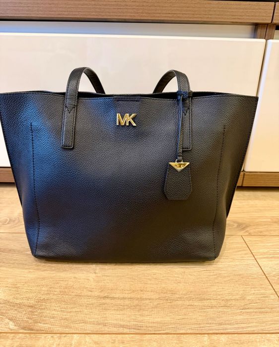 Michael Kors чанта