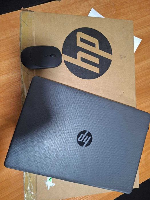 HP 250 G9 core i5