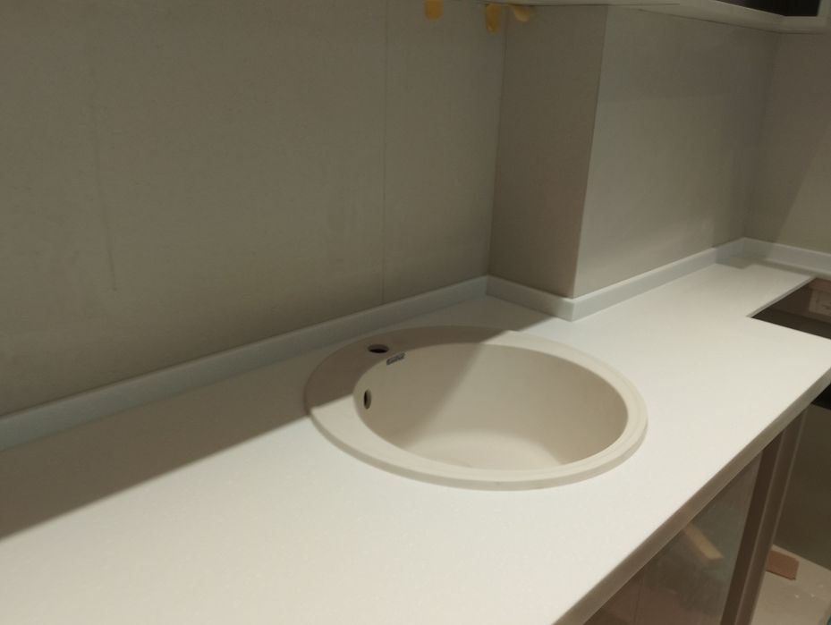 Столешницы из искусственного камня