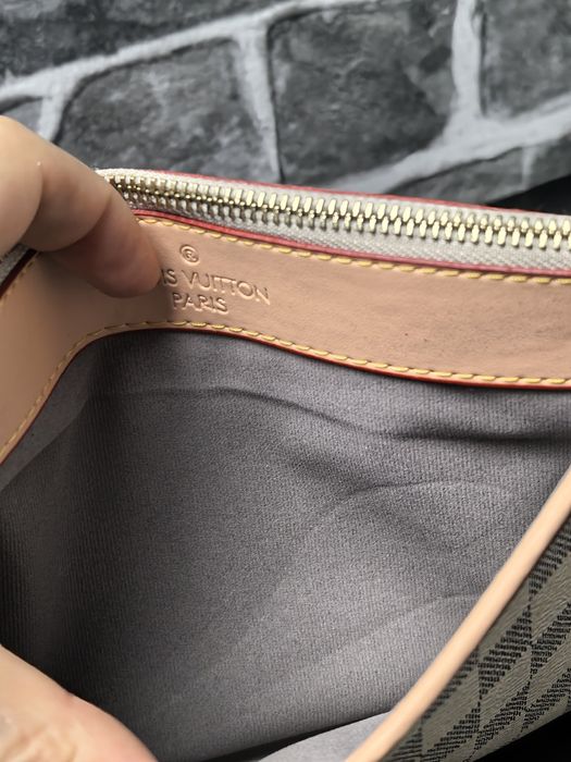 Luis Viton чанта тип плик