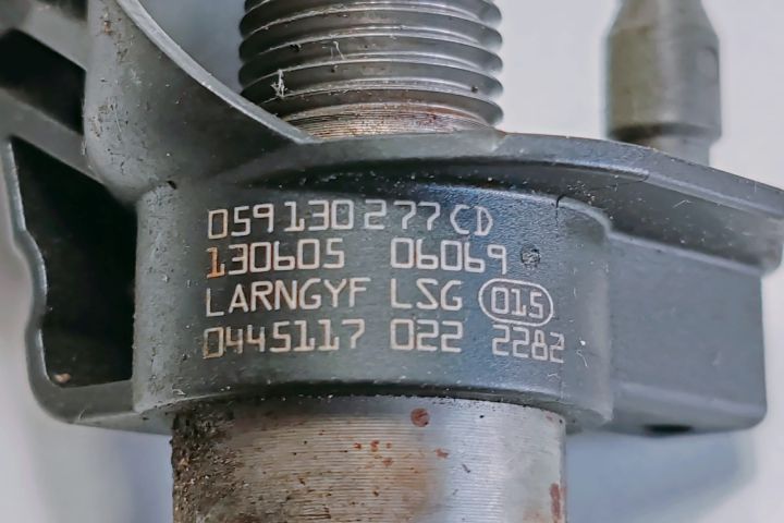 Injector  3.0 tdi 059130277CD Audi A8 D4/4H seria