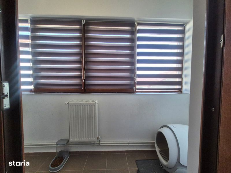 Apartament cu 3 camere de vânzare – Strada Ana Ipătescu, Târgu Jiu