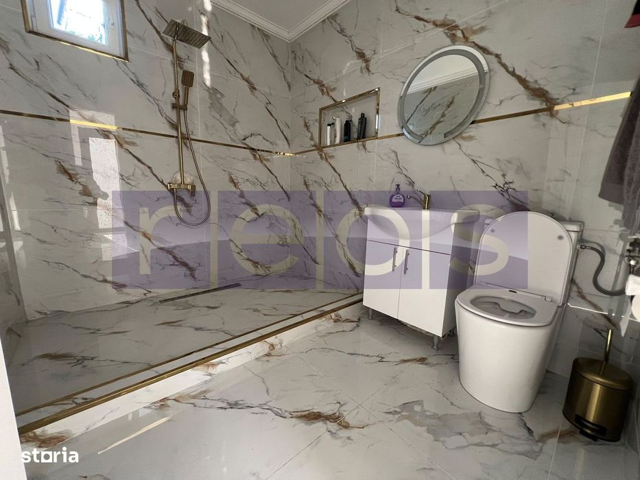 Inchiriere Vila | Singura In Curte |  Zona Mall Vitan