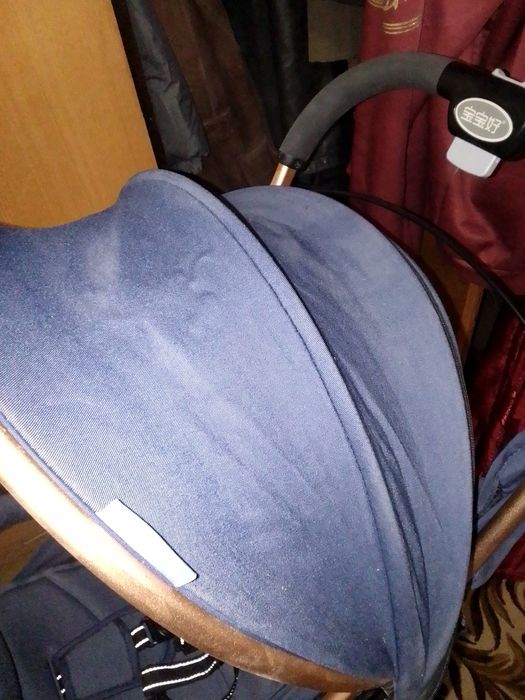 Коляска прогулочная