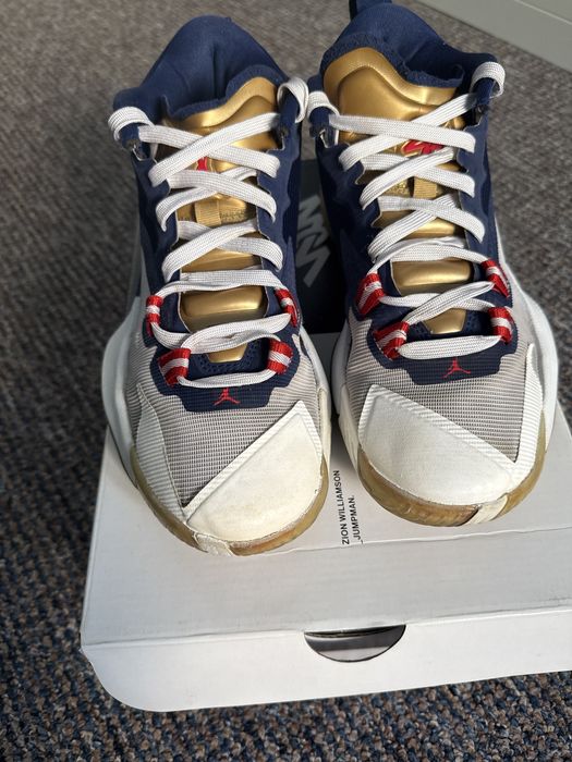 Price drop Jordan Zion 1  originali marimea 38,5 !