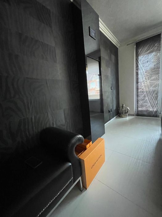 Дава се под наем Двустаен апартамент в Пазарджик, Идеален център - 80 кв.м за 850 € - Снимка #4