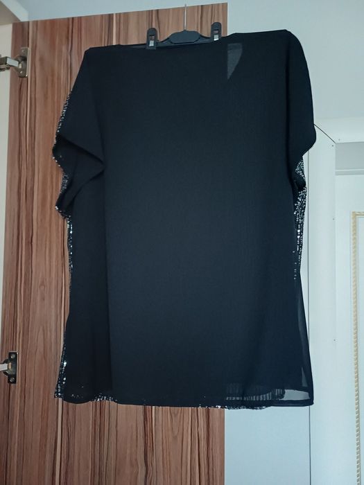 Кофта 2 штук 52 размер  все вместе 20000.