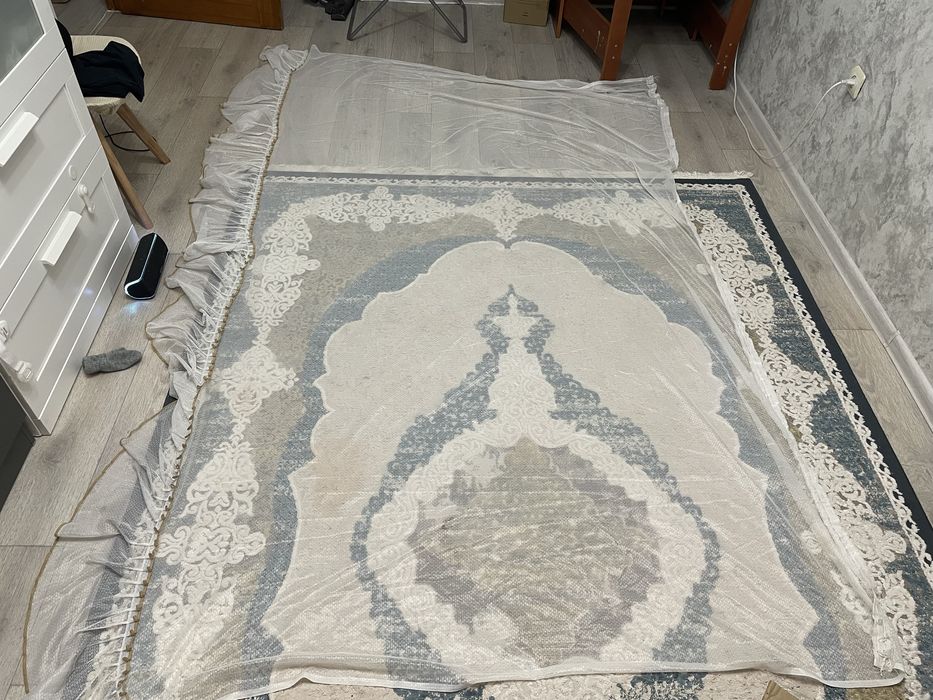 Шторы (у меня на кухне стоял)