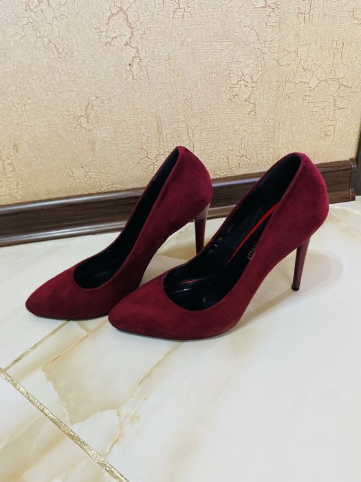 Продам туфли 38 размер