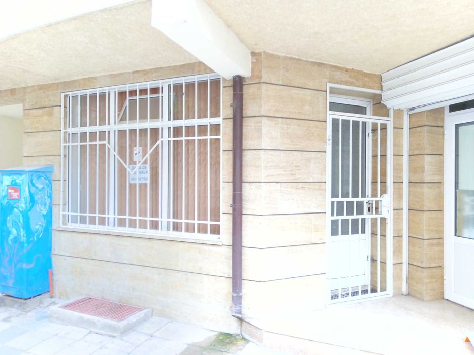 Дава се под наем Офис в Варна, Левски - 32 кв.м за 255 € - Снимка #1