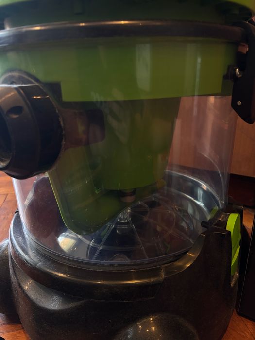 Welmax turbo power cleaner прахосмукачка с допълнителни четки, препарати за пране