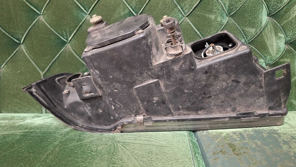 Фары от BMW E36, цена за обе