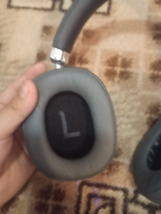 Науошник с микрофоном