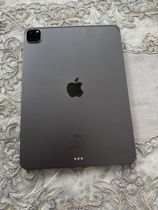 iPad Pro 11”, 256gb, space gray + pencil