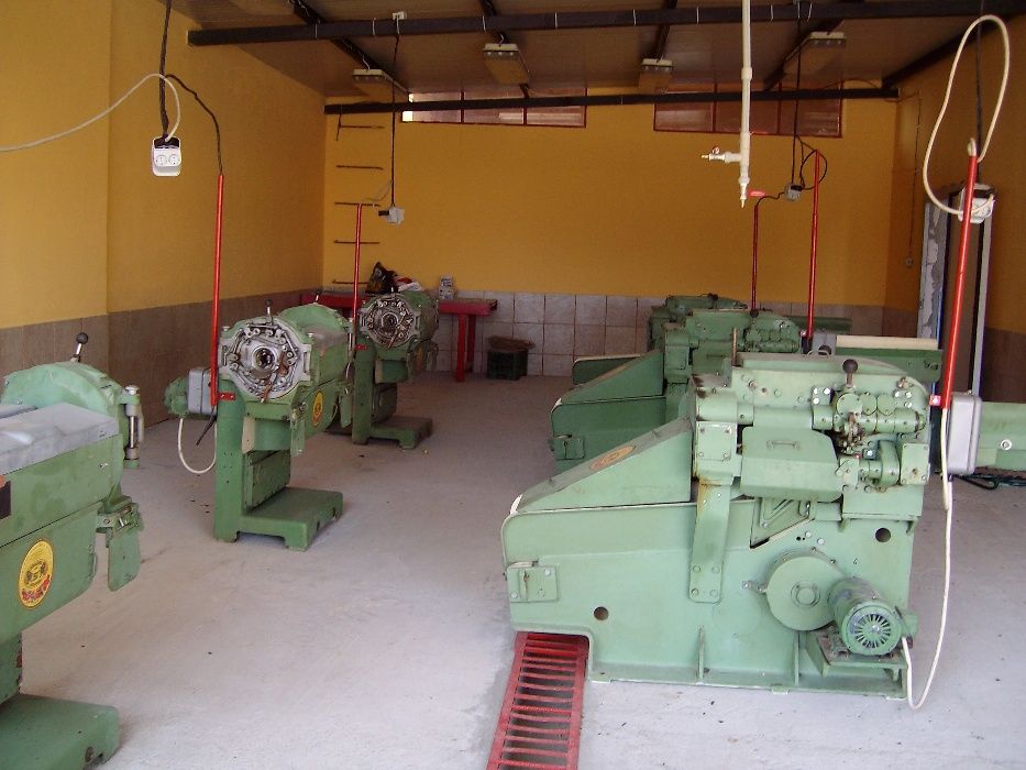 Машини за белене и рязане на царевица