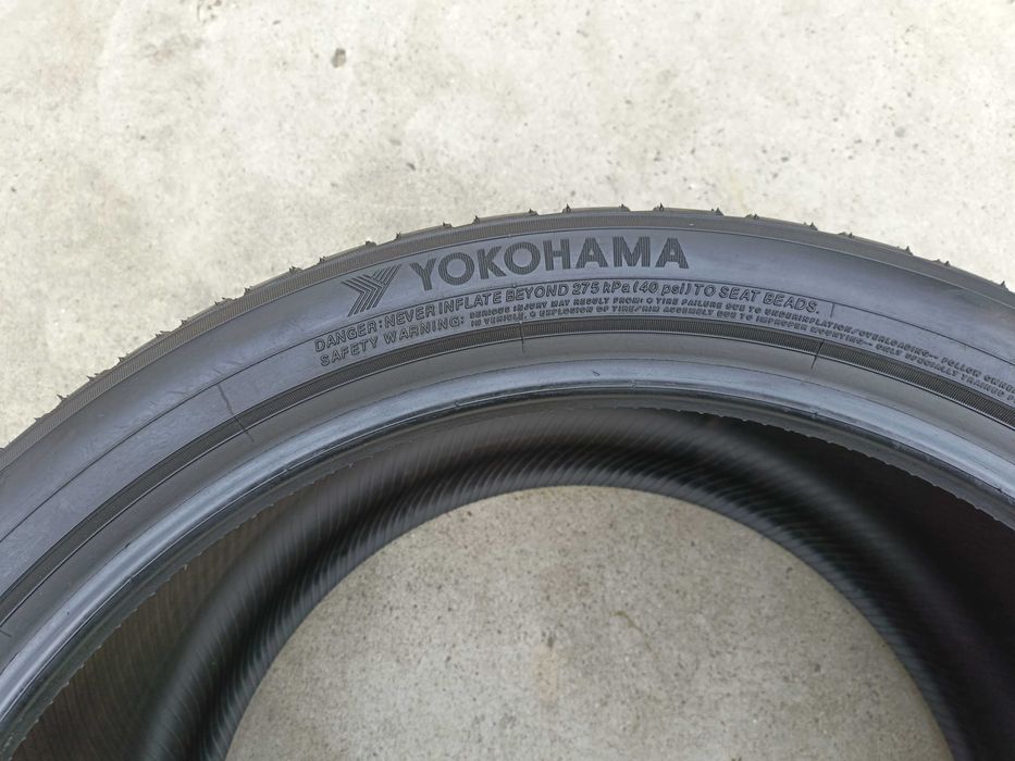 Set 4 anvelope de iarna 285 35 21 cu 325 30 21 yokohama profil 7,5 mm