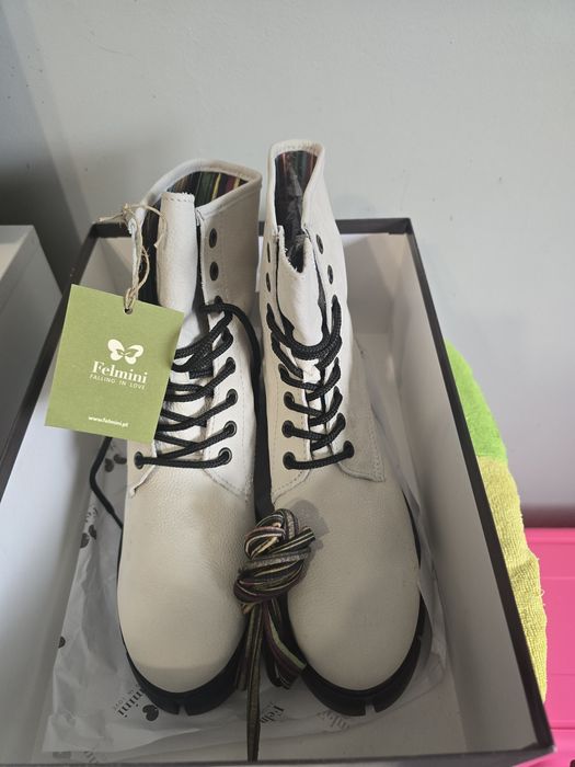 Дамски боти от естествена кожа Felmini